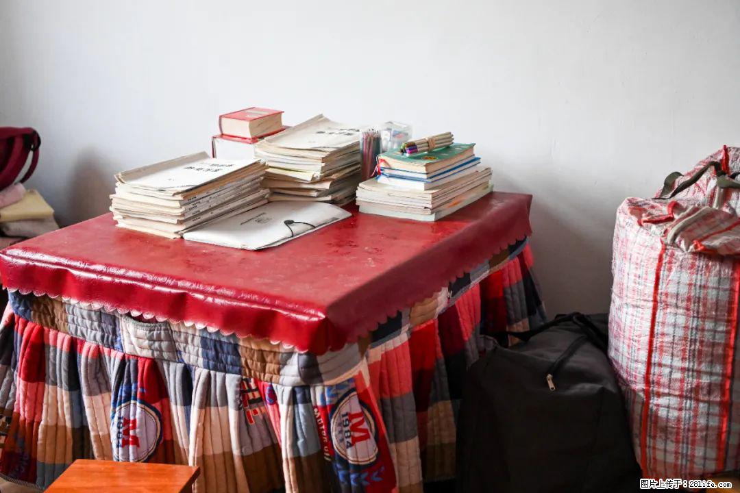 全网追的“扁担女孩”，找了一份暑假工，时薪12元 - 澳门生活资讯 - 澳门28生活网 am.28life.com