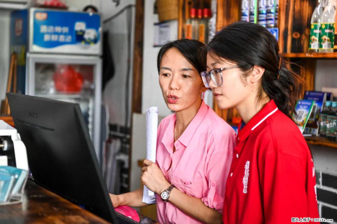 全网追的“扁担女孩”，找了一份暑假工，时薪12元 - 澳门生活资讯 - 澳门28生活网 am.28life.com